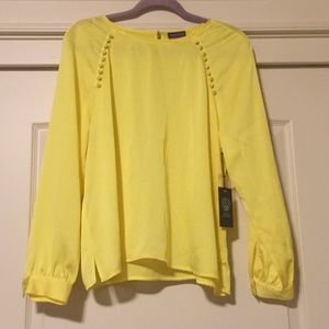 COPY - NWT Vince Camuto blouse